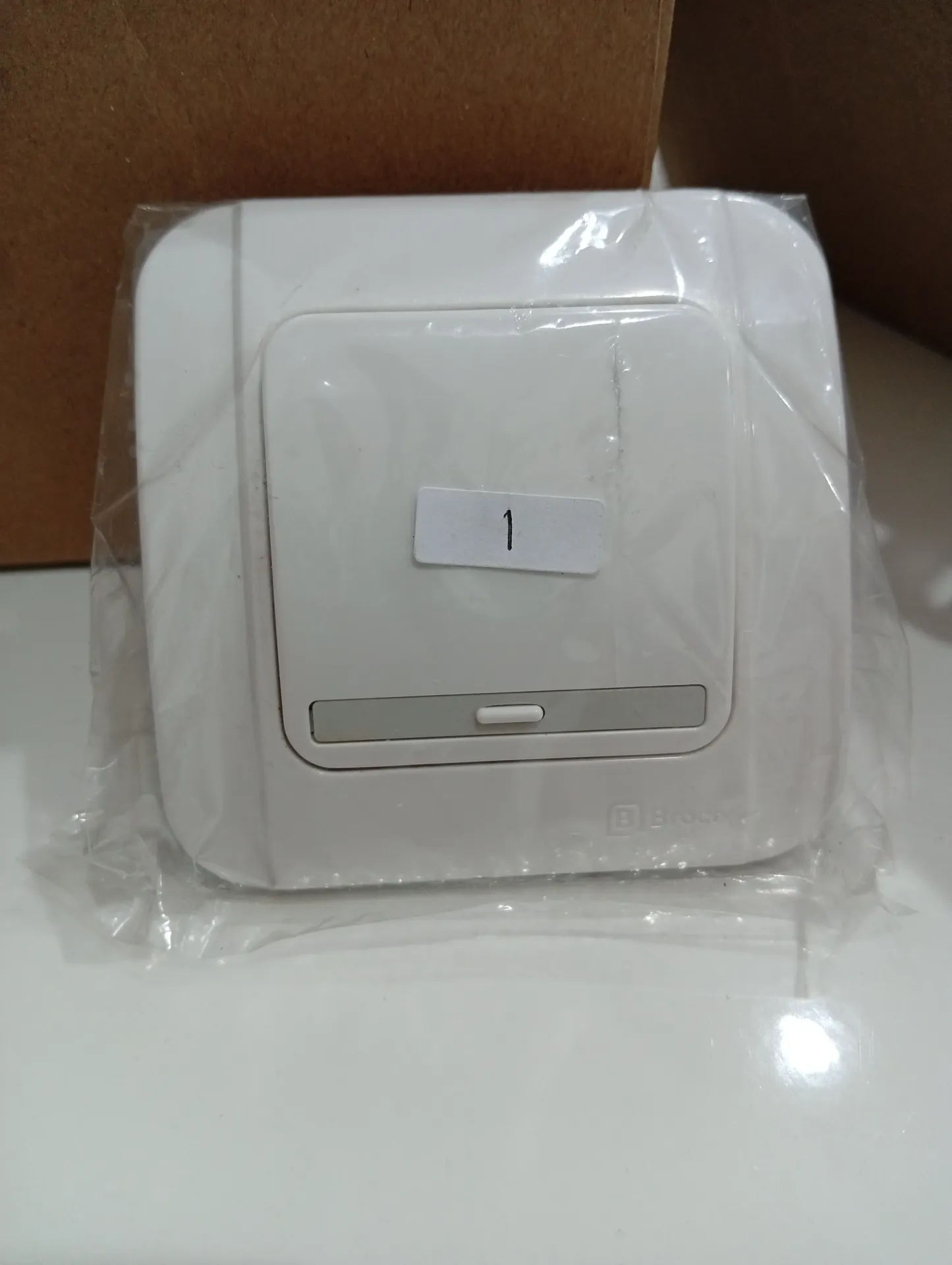 Broco Sak 1 Galeo Putih G 161