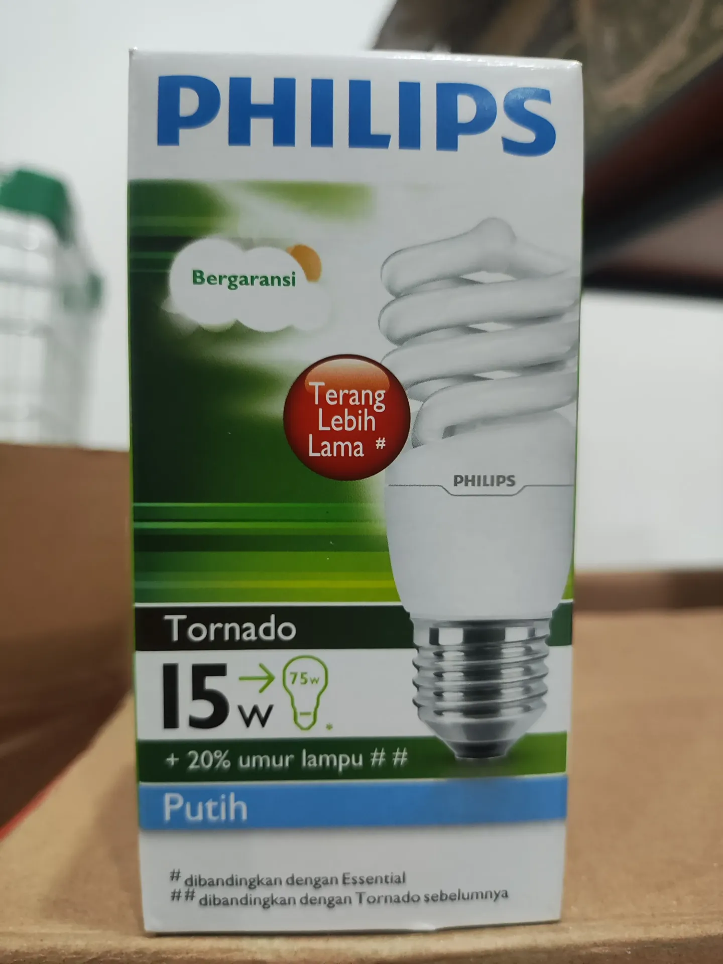 Philips Tornado 15W Putih